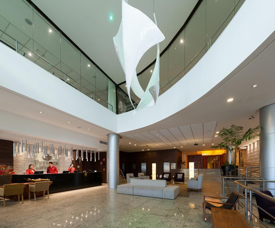Best Western Premier Maceio Dış mekan fotoğraf The lobby of the hotel